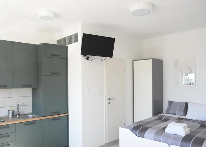 Cozy Near Sandy - Near The Center Of Crikvenica